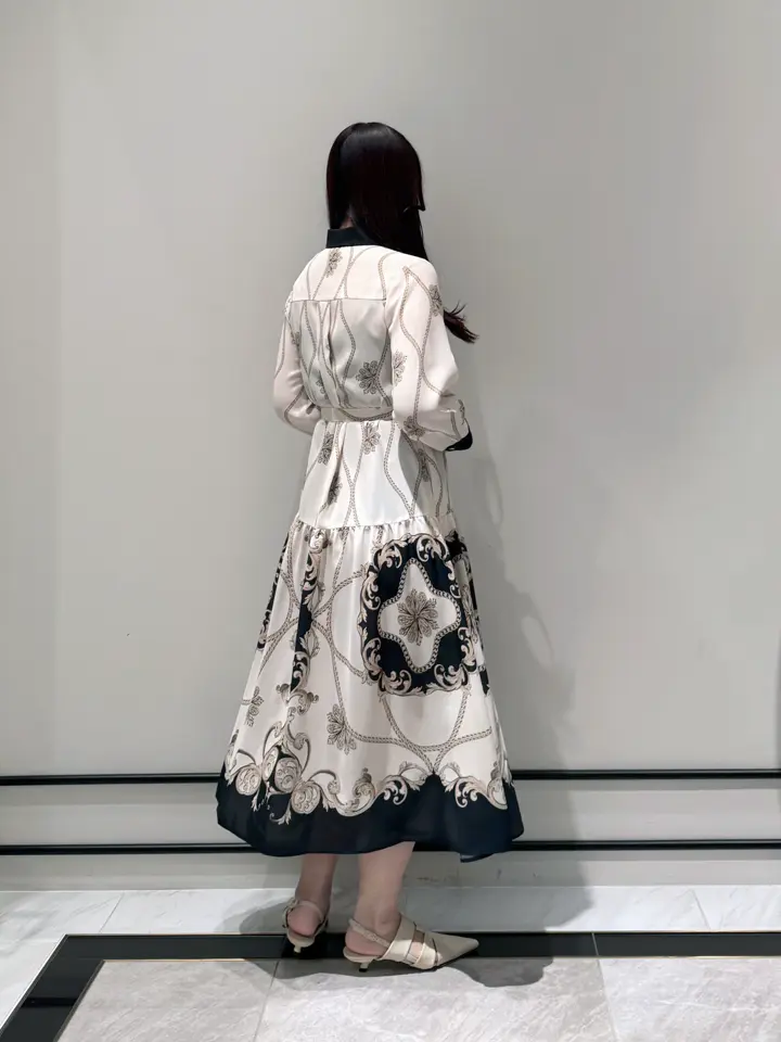 GRACE CONTINENTAL MOMOKO コーディネート画像