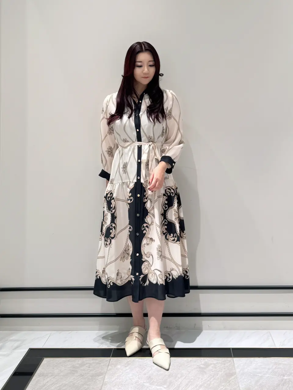 GRACE CONTINENTAL MOMOKO コーディネート画像