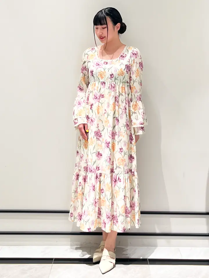 GRACE CONTINENTAL CHISAKO.S コーディネート画像