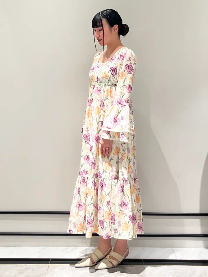 GRACE CONTINENTAL CHISAKO.S コーディネート画像