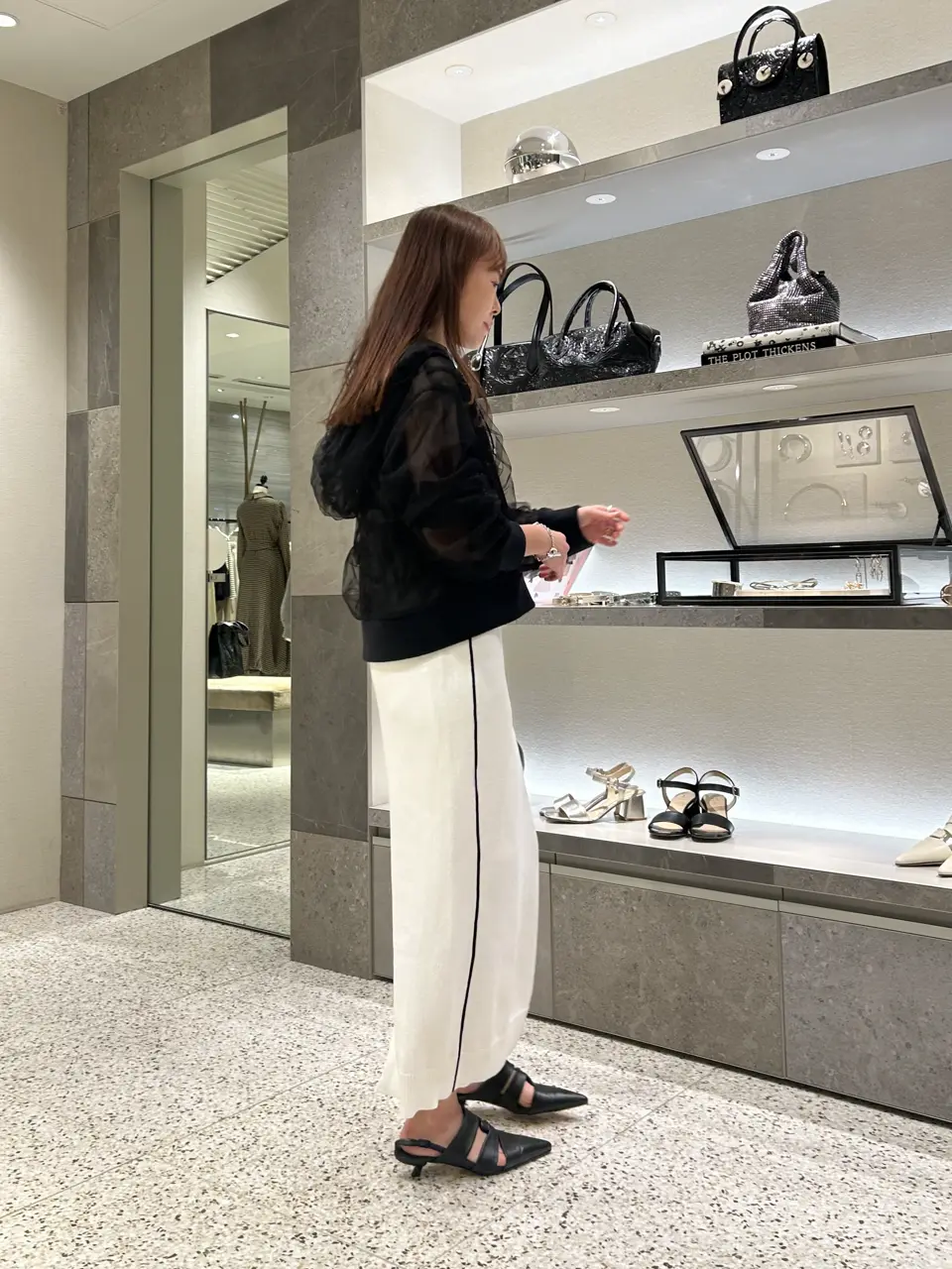 GRACE CONTINENTAL 古川温子 コーディネート画像