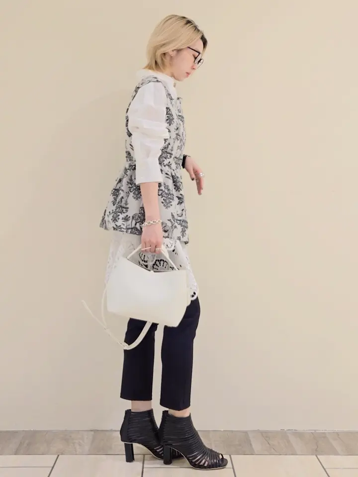 GRACE CONTINENTAL isono yui コーディネート画像