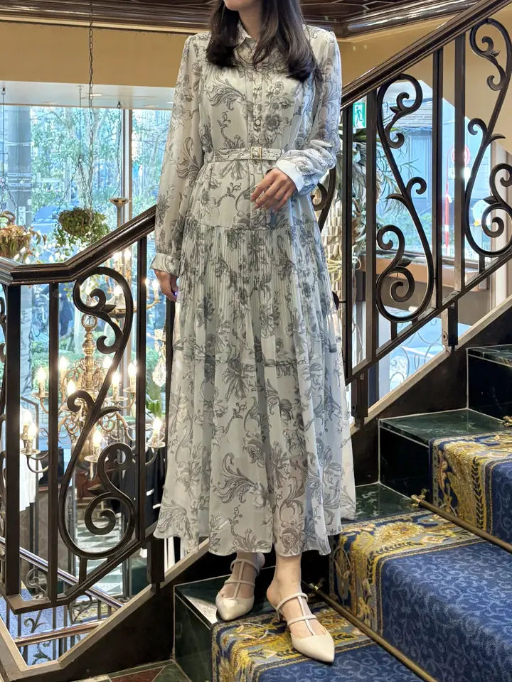 GRACE CONTINENTAL Shiori コーディネート画像