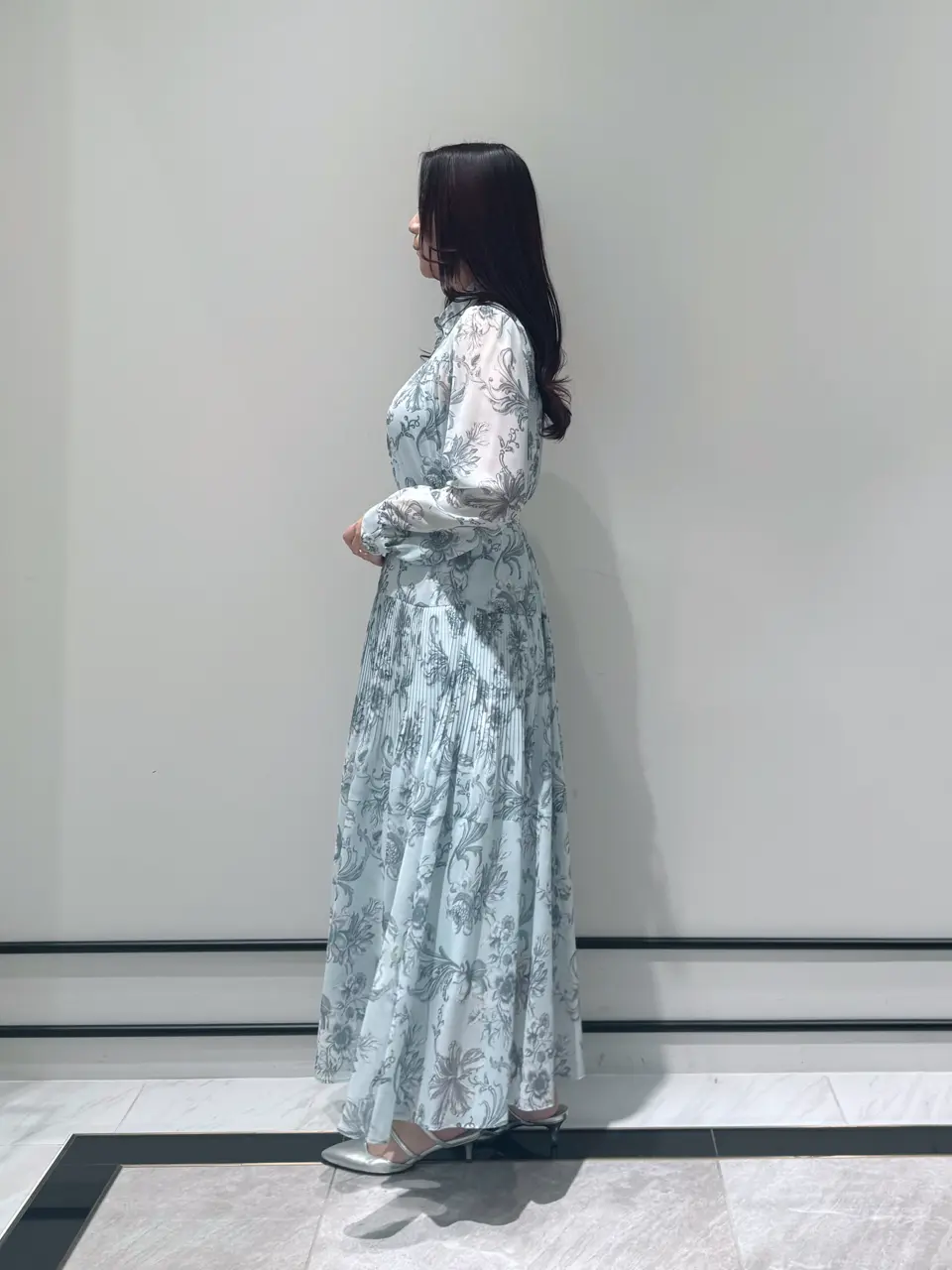 GRACE CONTINENTAL MOMOKO コーディネート画像