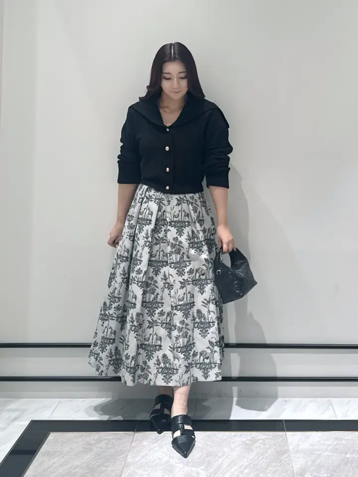 GRACE CONTINENTAL MOMOKO コーディネート画像