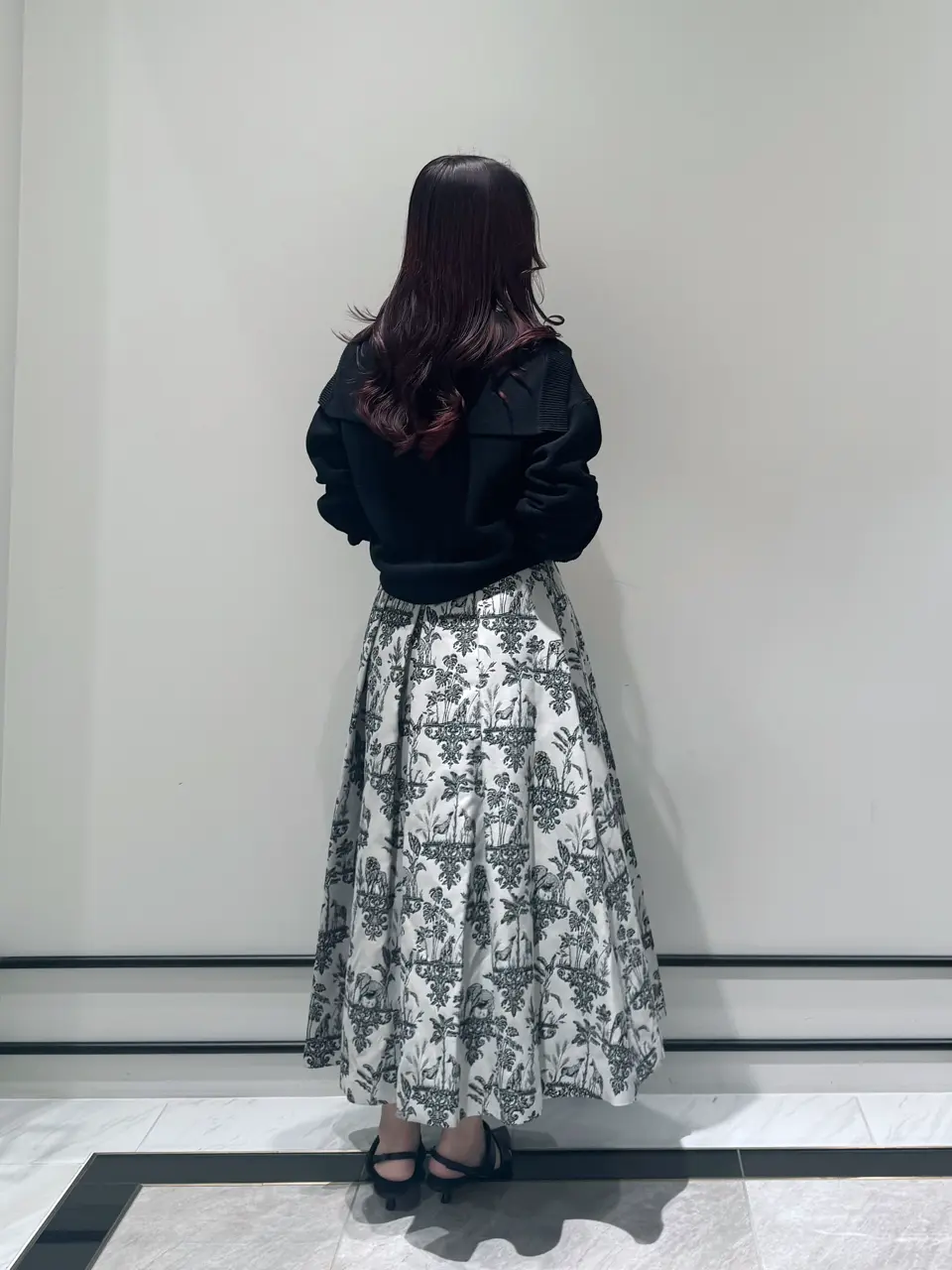 GRACE CONTINENTAL MOMOKO コーディネート画像