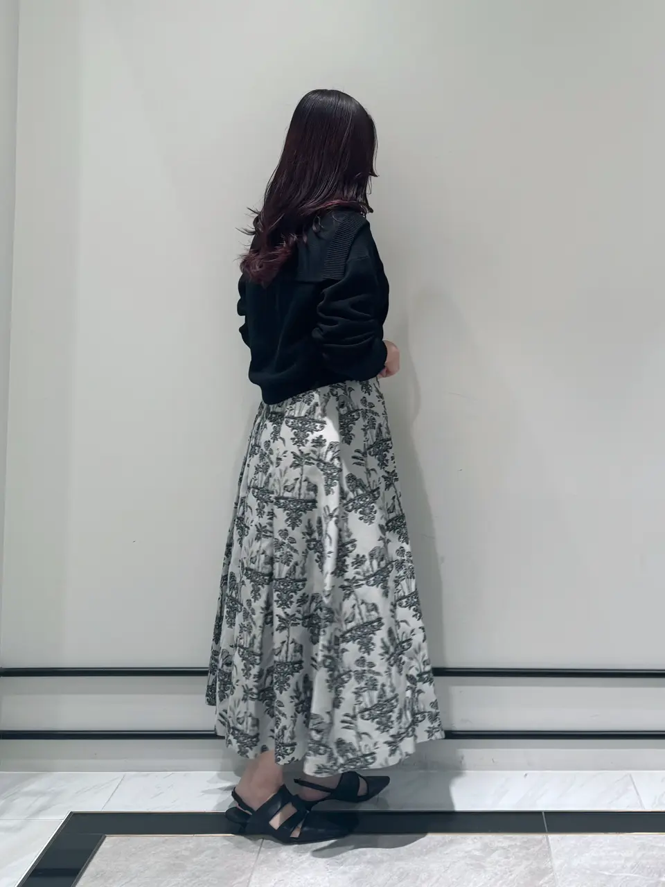 GRACE CONTINENTAL MOMOKO コーディネート画像