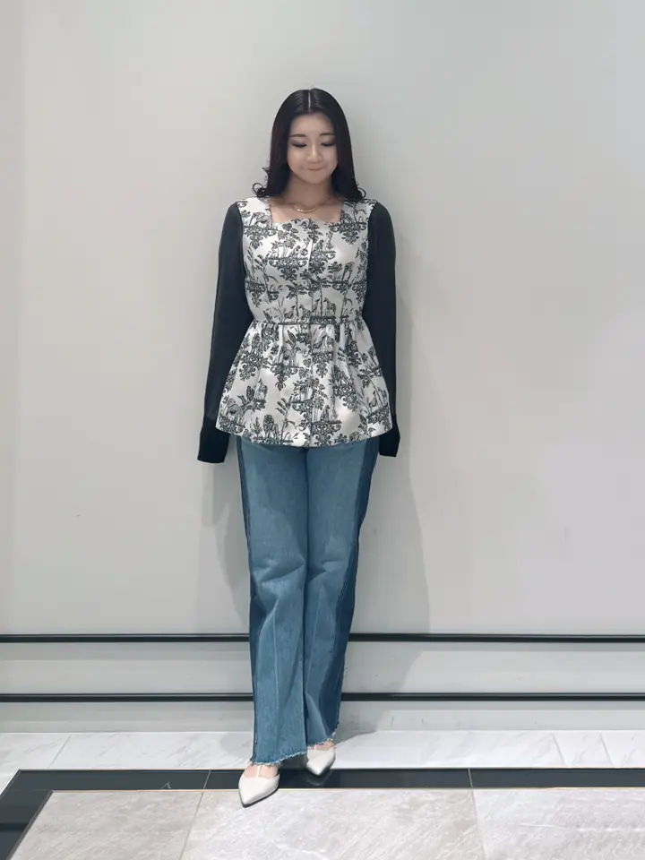 GRACE CONTINENTAL MOMOKO コーディネート画像