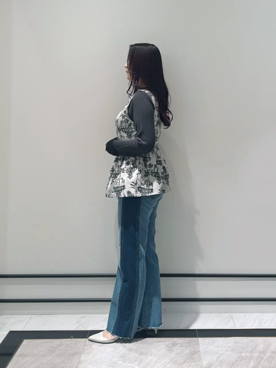 GRACE CONTINENTAL MOMOKO コーディネート画像