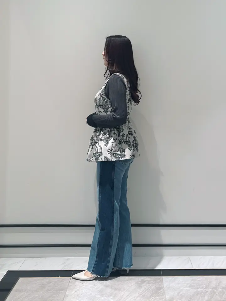 GRACE CONTINENTAL MOMOKO コーディネート画像