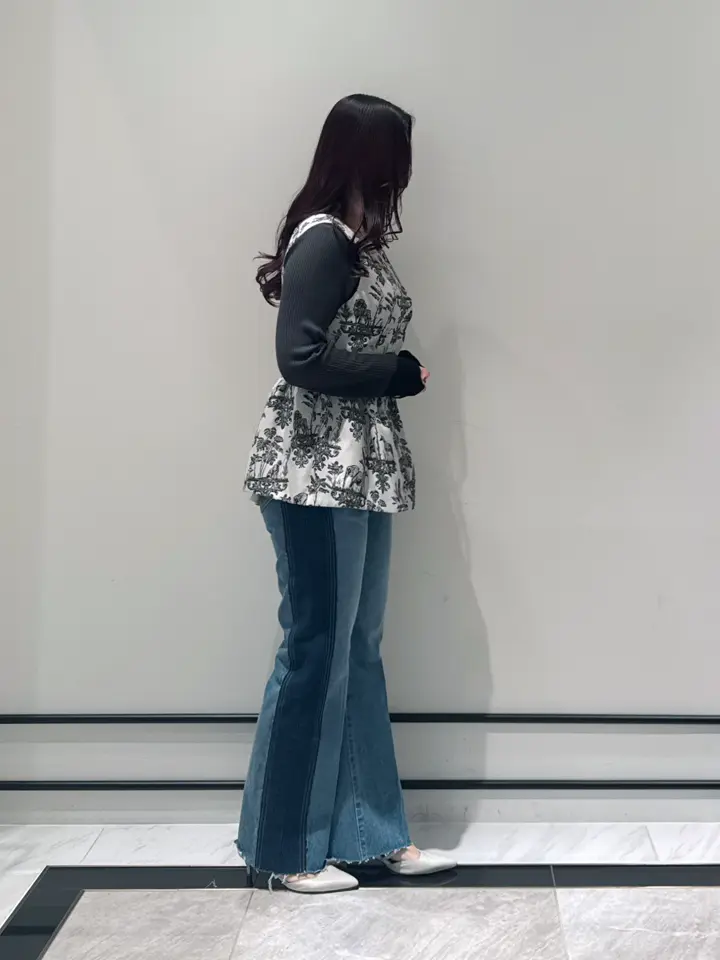 GRACE CONTINENTAL MOMOKO コーディネート画像