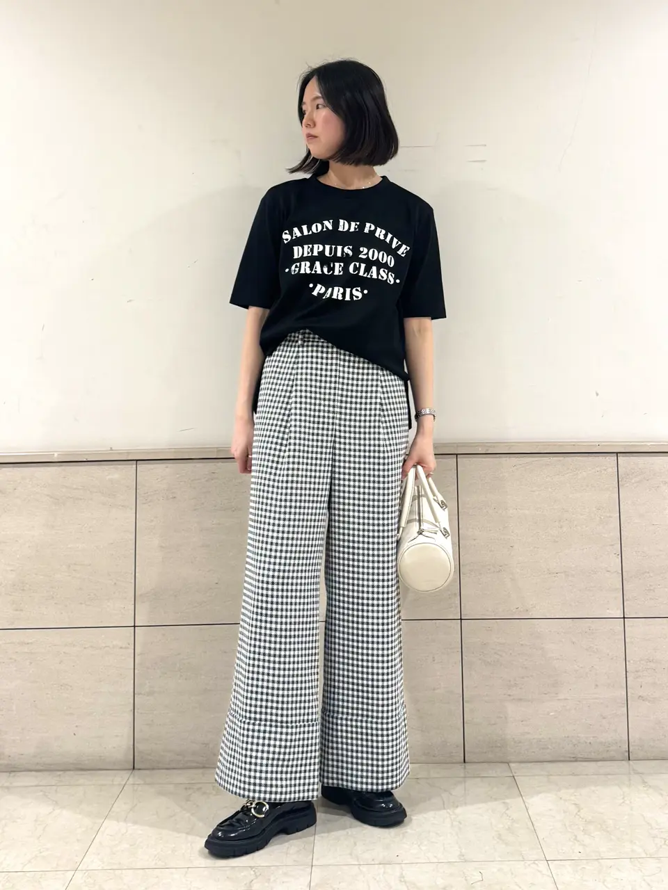 GRACE CONTINENTAL 伊藤　静華 コーディネート画像