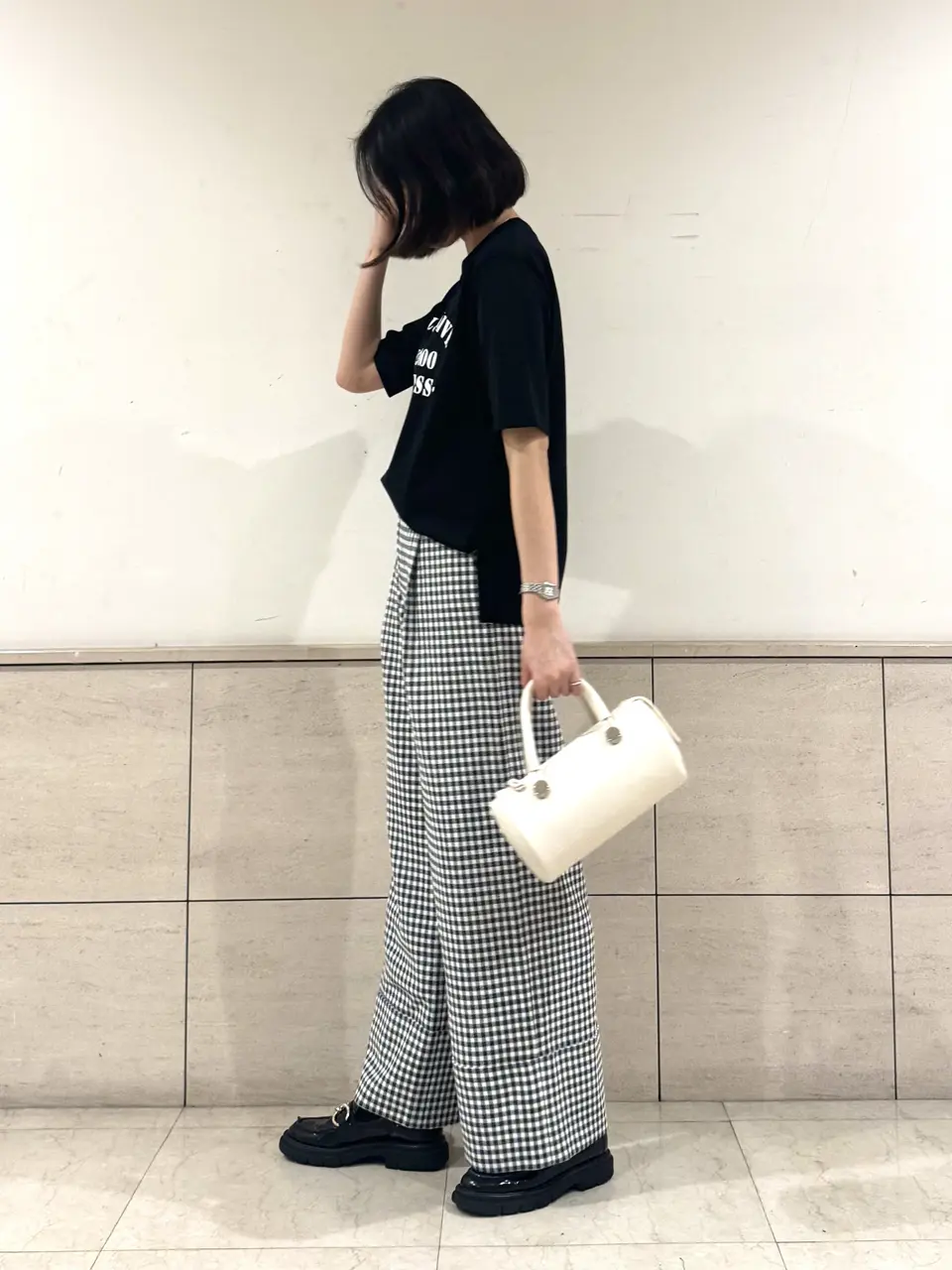 GRACE CONTINENTAL 伊藤　静華 コーディネート画像