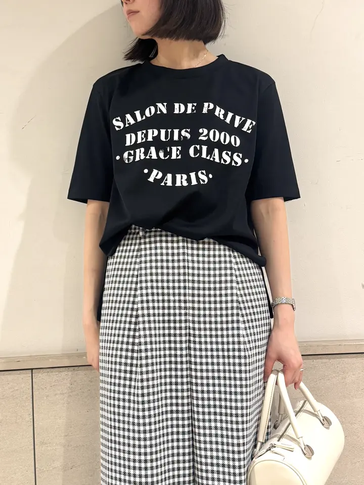 GRACE CONTINENTAL 伊藤　静華 コーディネート画像