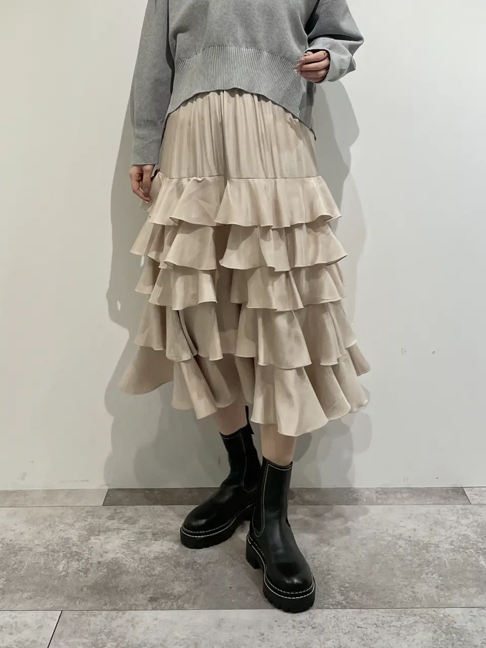 GRACE CONTINENTAL 端場 わかな コーディネート画像