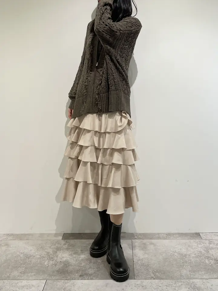 GRACE CONTINENTAL 端場 わかな コーディネート画像