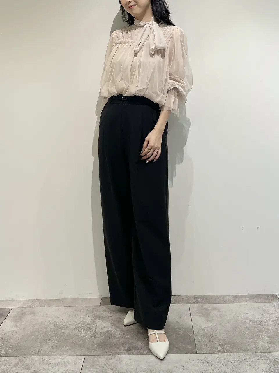 GRACE CONTINENTAL 端場 わかな コーディネート画像