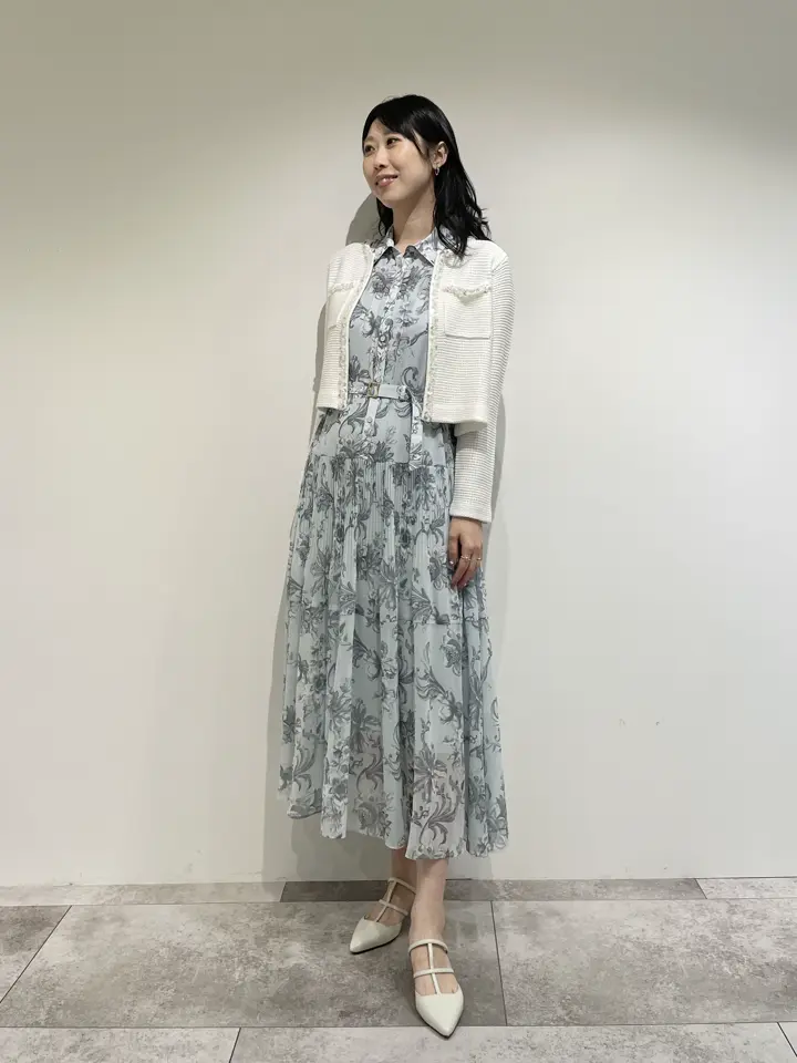 GRACE CONTINENTAL 端場 わかな コーディネート画像