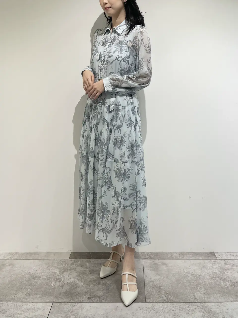 GRACE CONTINENTAL 端場 わかな コーディネート画像