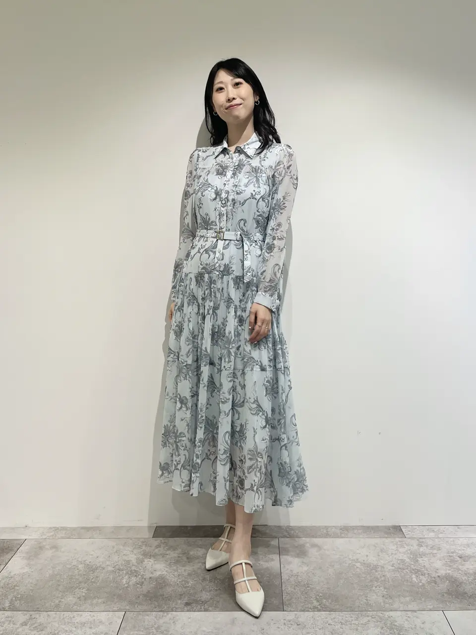 GRACE CONTINENTAL 端場 わかな コーディネート画像