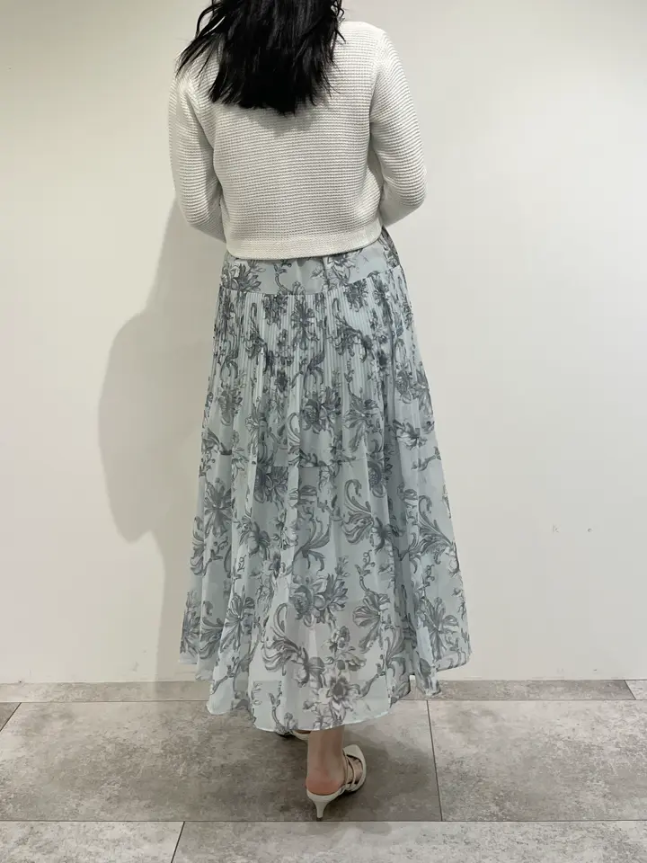 GRACE CONTINENTAL 端場 わかな コーディネート画像