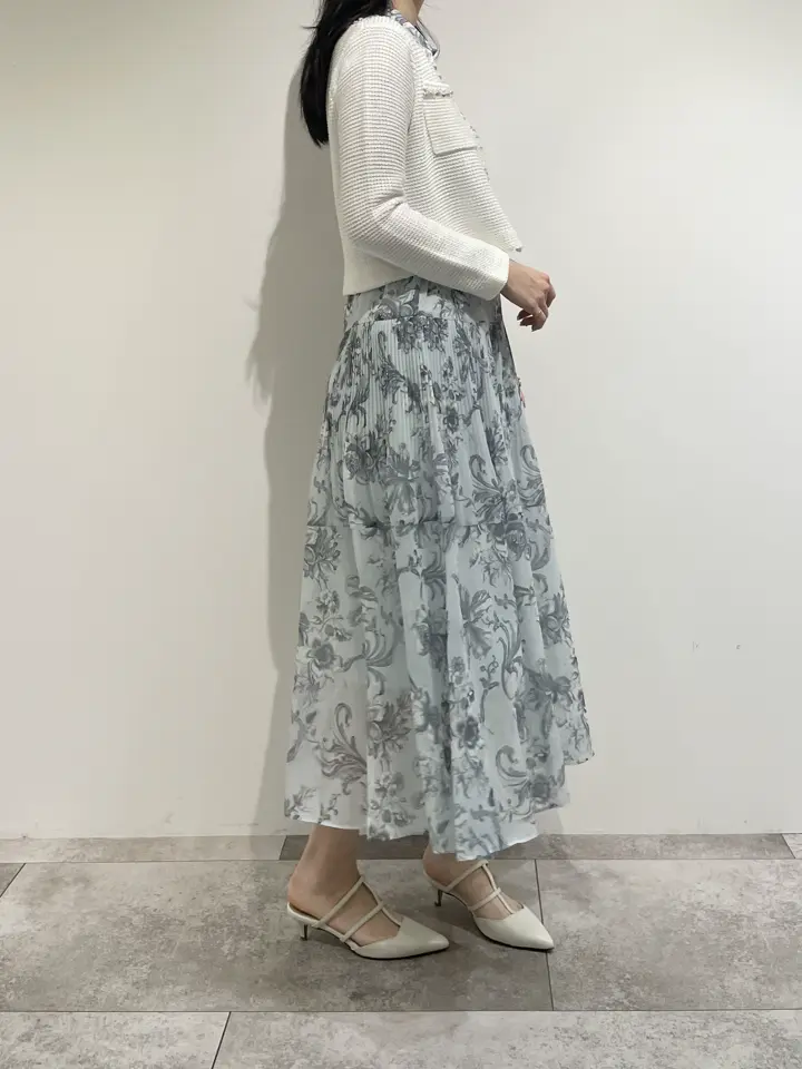 GRACE CONTINENTAL 端場 わかな コーディネート画像