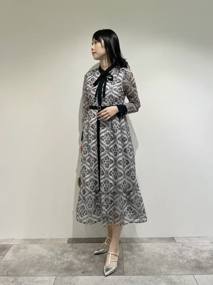 GRACE CONTINENTAL 端場 わかな コーディネート画像