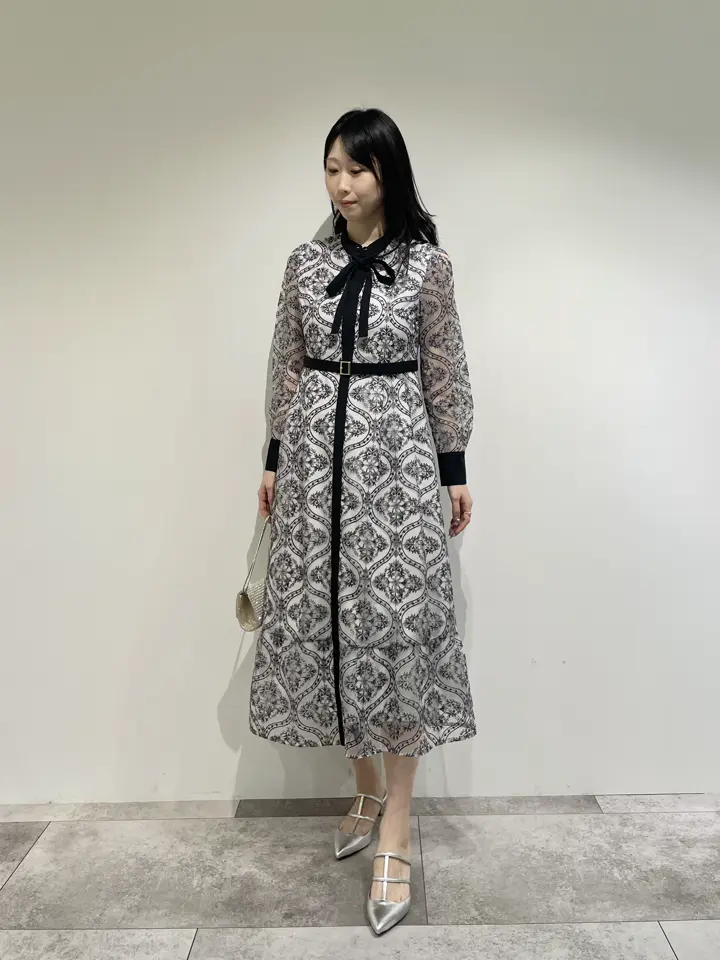 GRACE CONTINENTAL 端場 わかな コーディネート画像