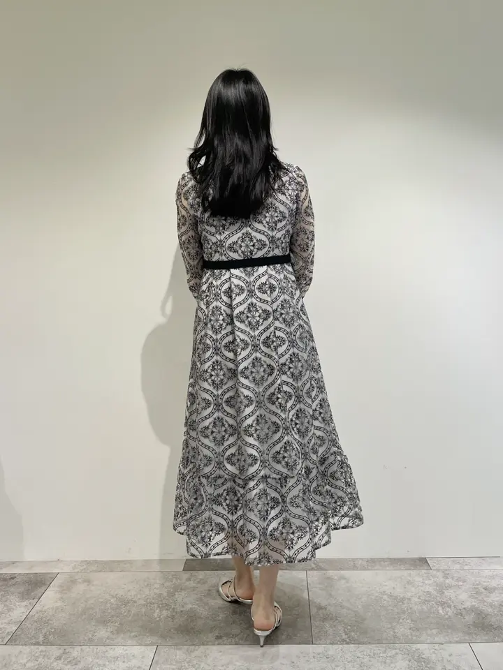 GRACE CONTINENTAL 端場 わかな コーディネート画像