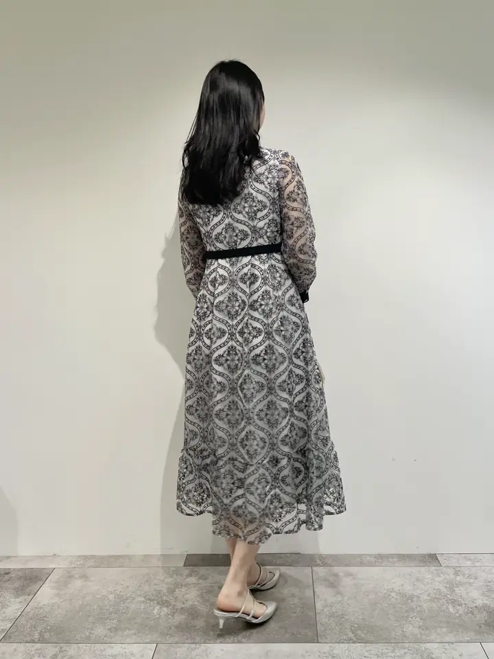 GRACE CONTINENTAL 端場 わかな コーディネート画像