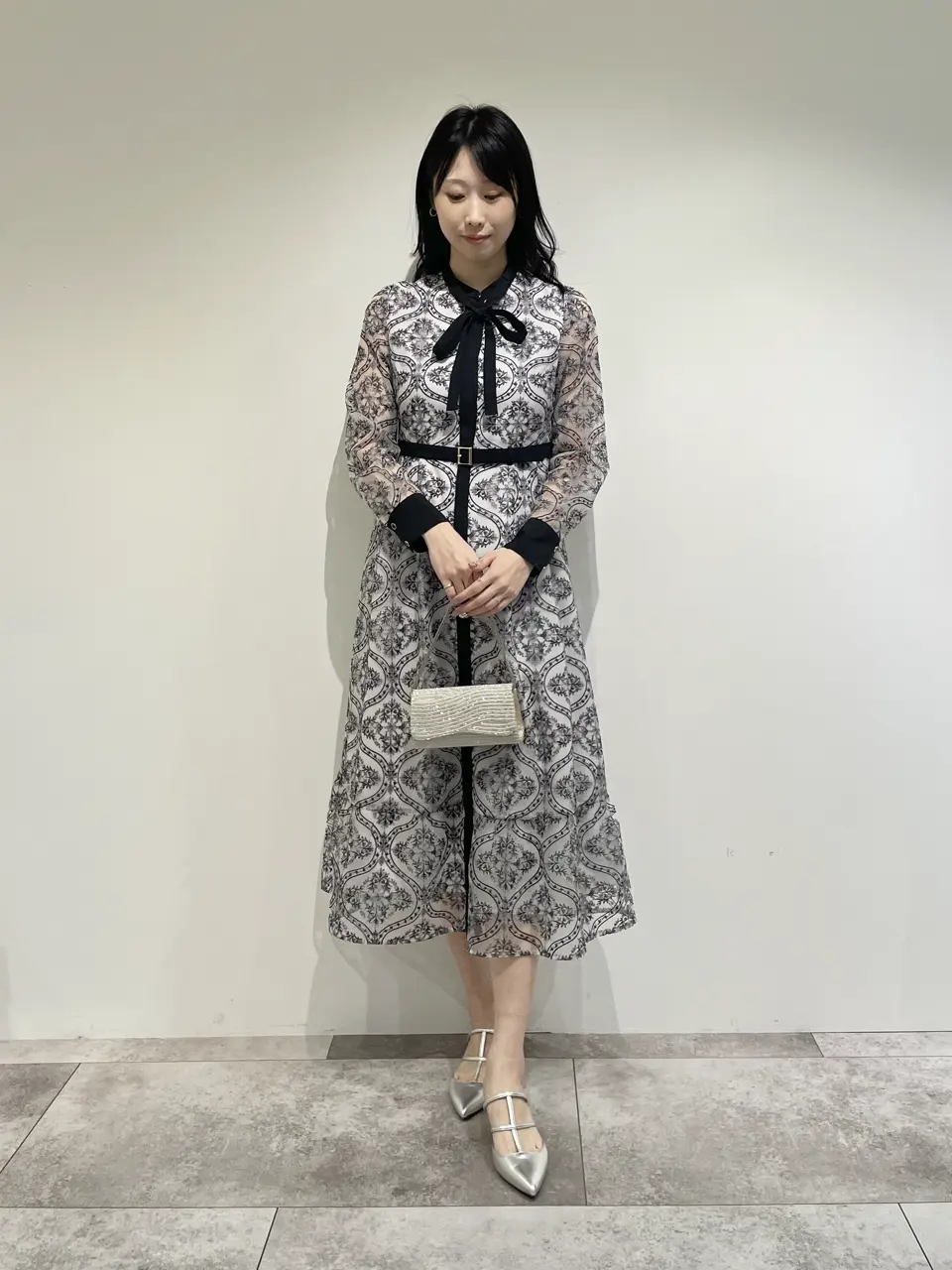 GRACE CONTINENTAL 端場 わかな コーディネート画像