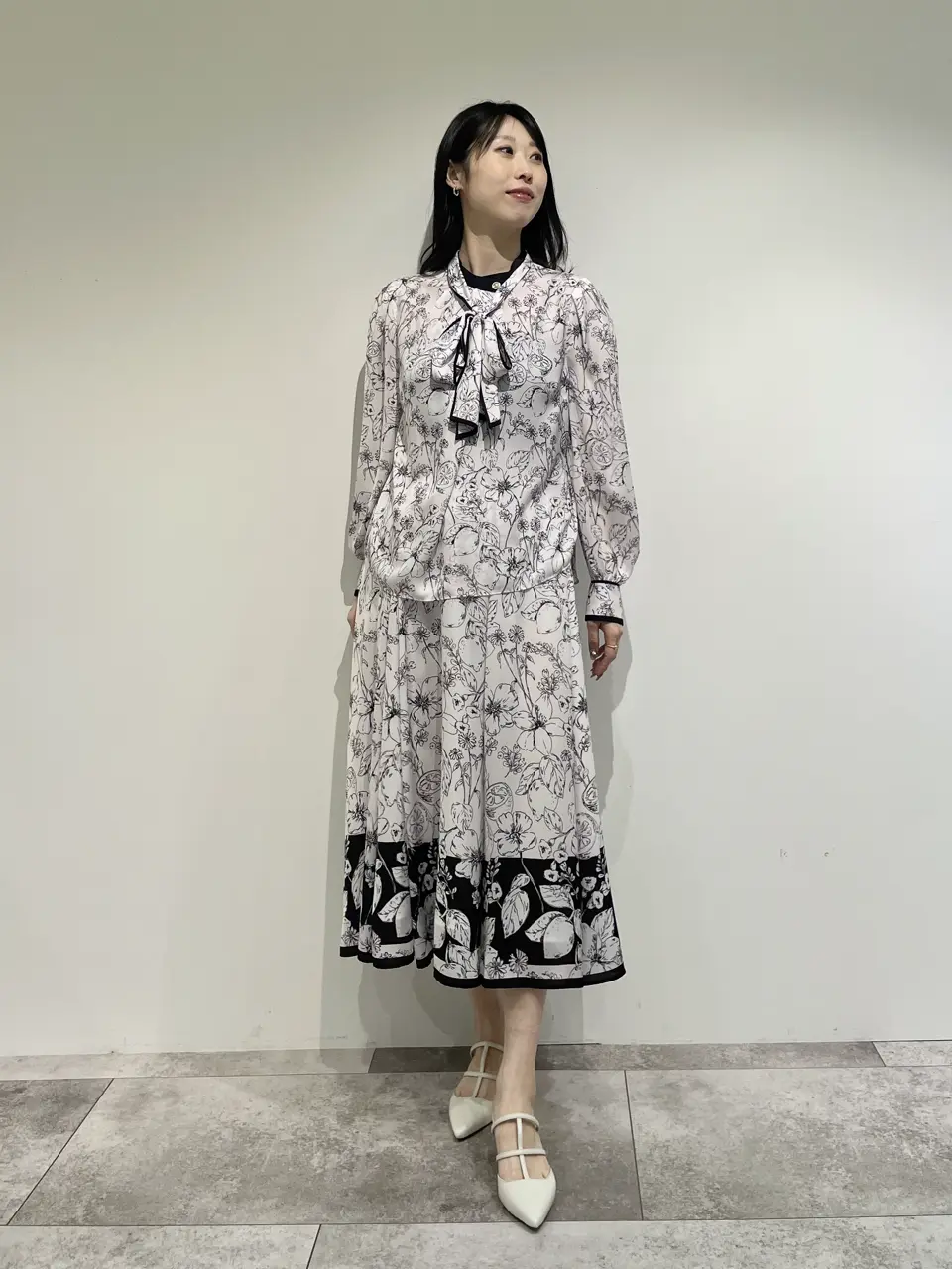 GRACE CONTINENTAL 端場 わかな コーディネート画像