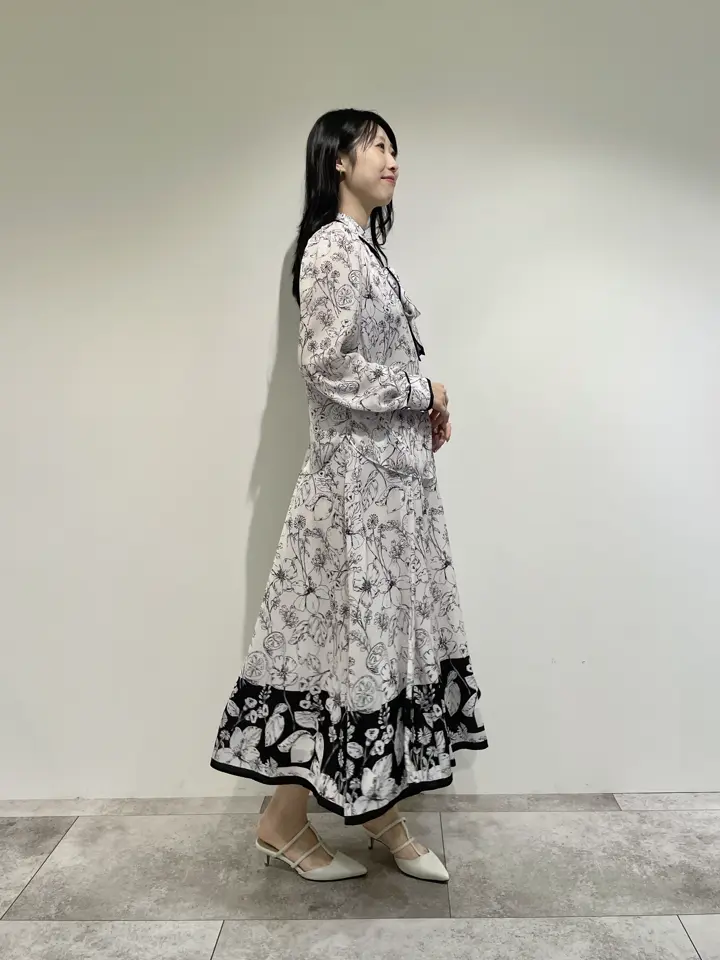 GRACE CONTINENTAL 端場 わかな コーディネート画像