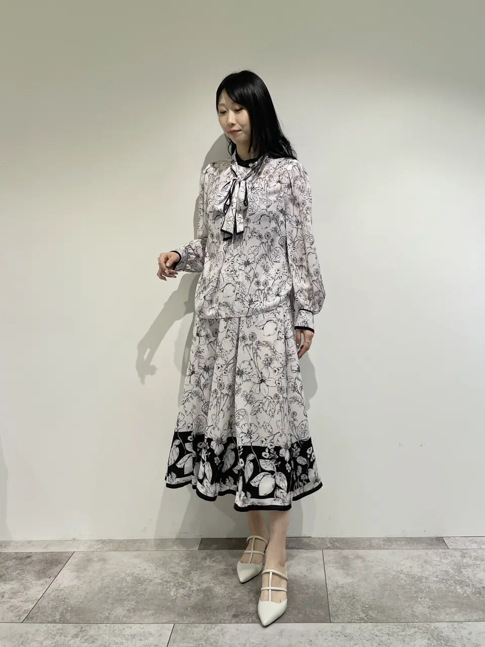 GRACE CONTINENTAL 端場 わかな コーディネート画像