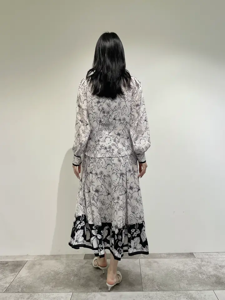 GRACE CONTINENTAL 端場 わかな コーディネート画像