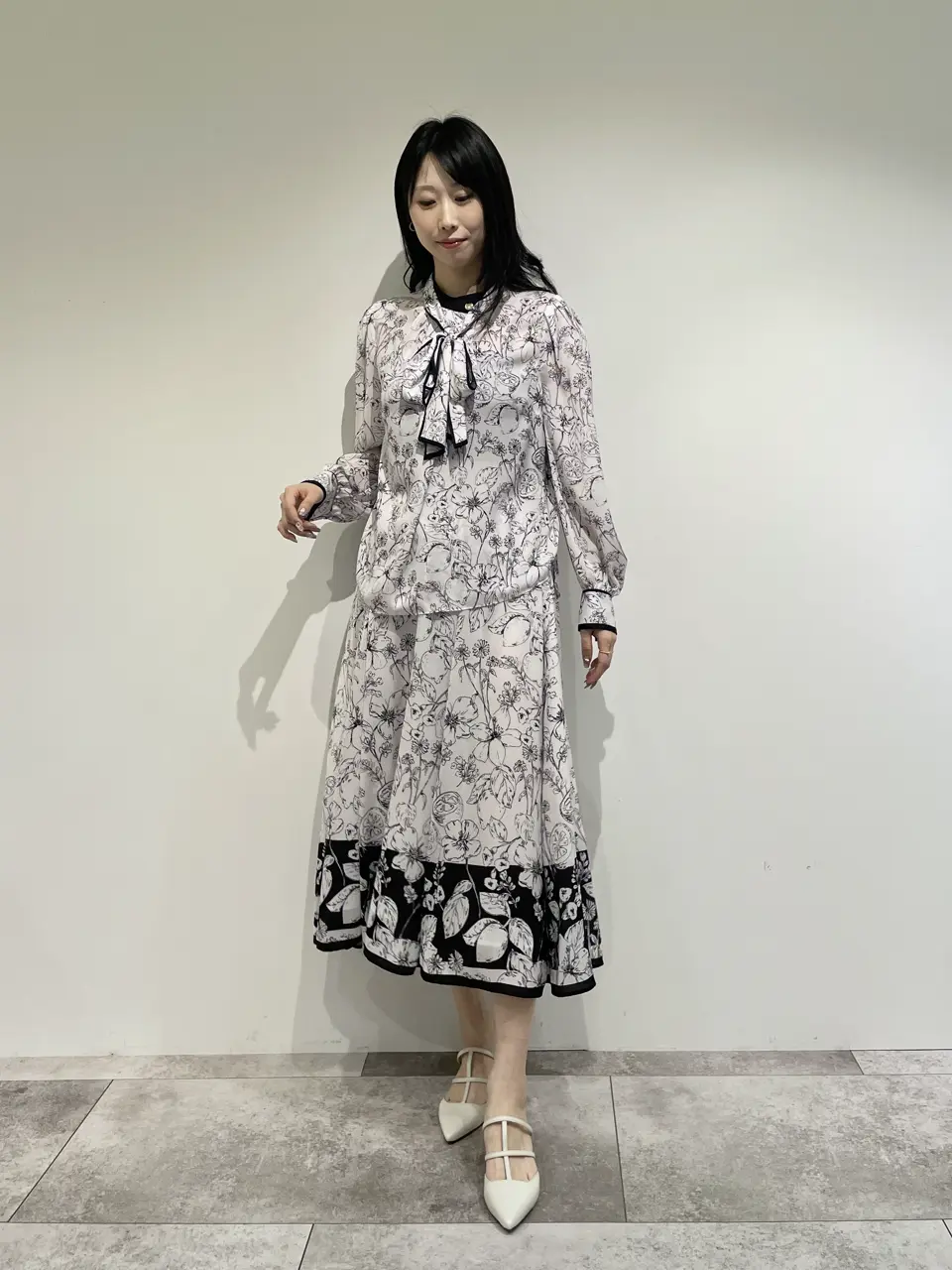 GRACE CONTINENTAL 端場 わかな コーディネート画像