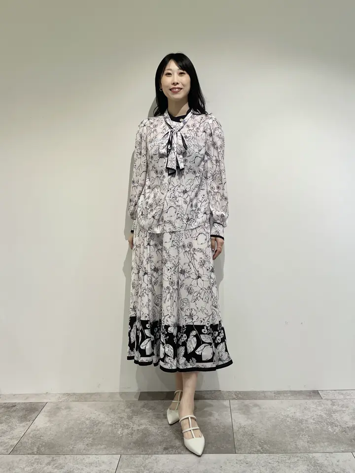 GRACE CONTINENTAL 端場 わかな コーディネート画像