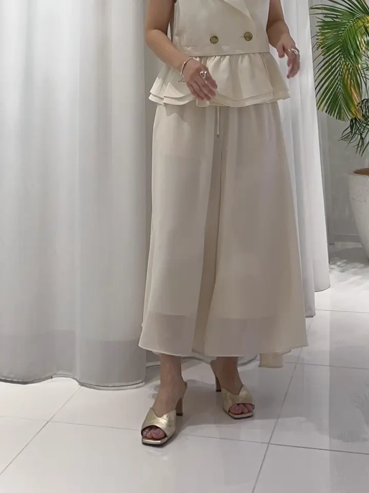 GRACE CONTINENTAL 古川温子 コーディネート画像