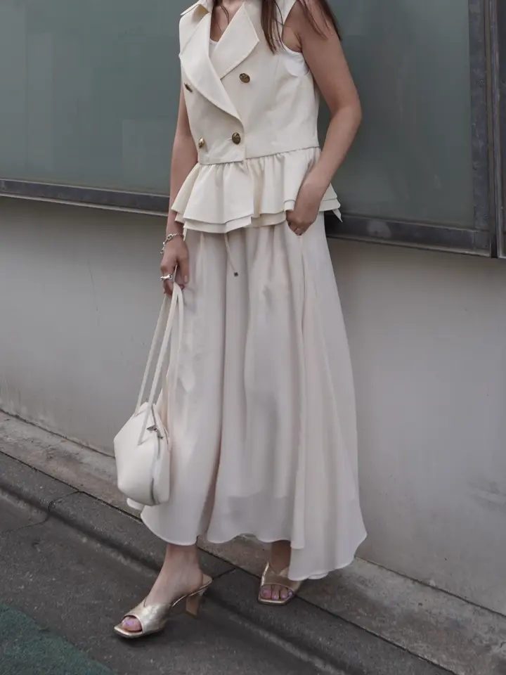 GRACE CONTINENTAL 古川温子 コーディネート画像