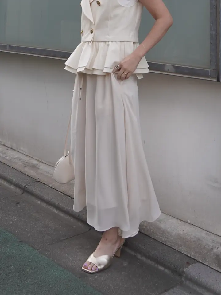 GRACE CONTINENTAL 古川温子 コーディネート画像