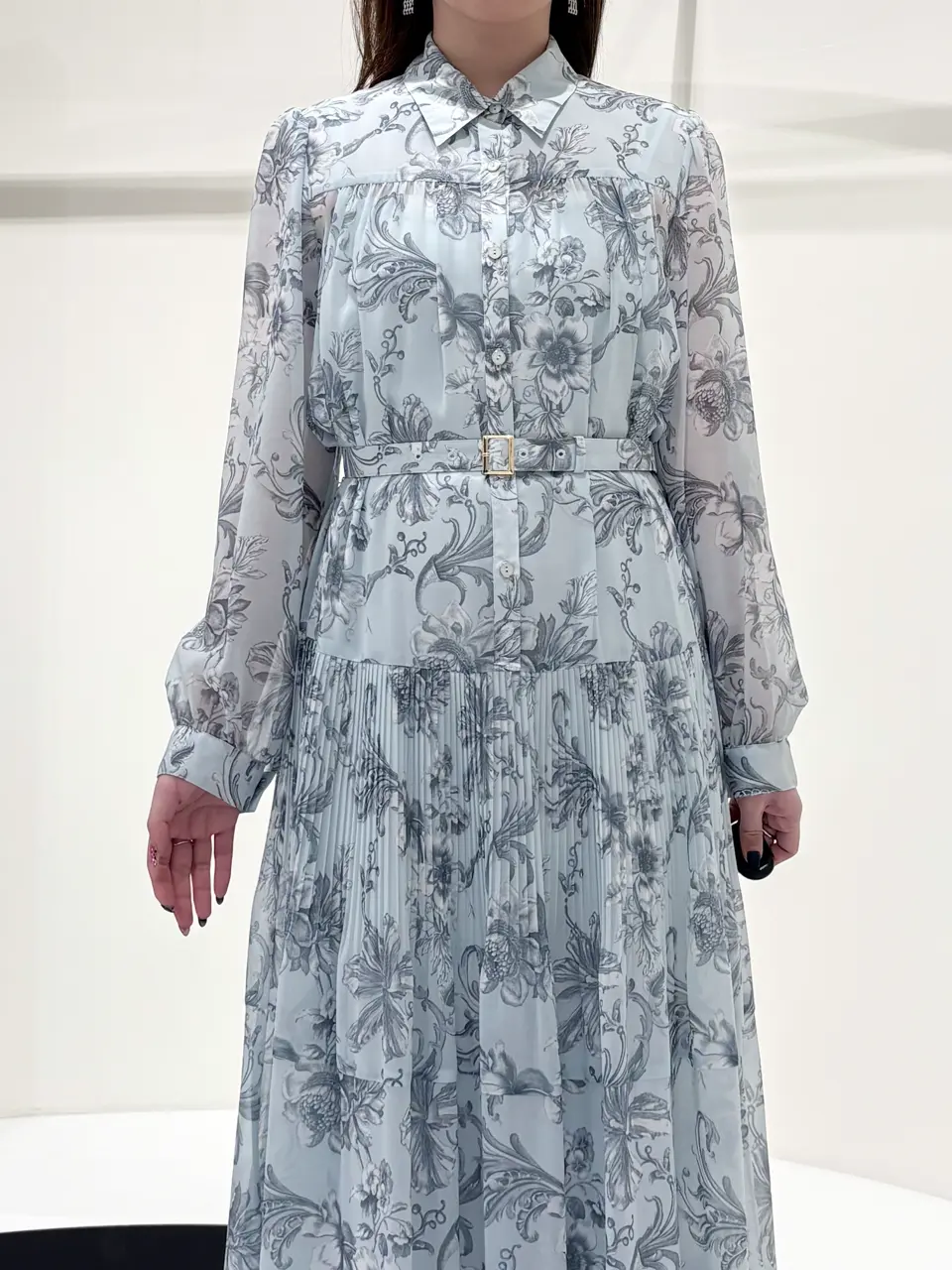 GRACE CONTINENTAL 平野 裕華 コーディネート画像