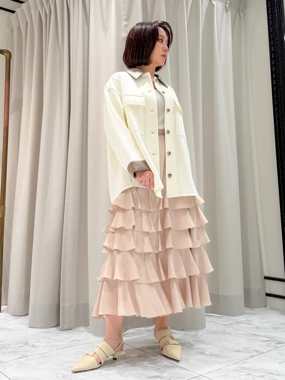  Adachi コーディネート画像