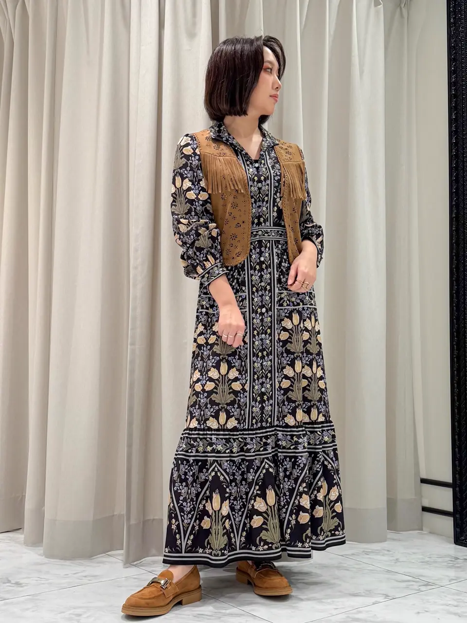  Adachi コーディネート画像