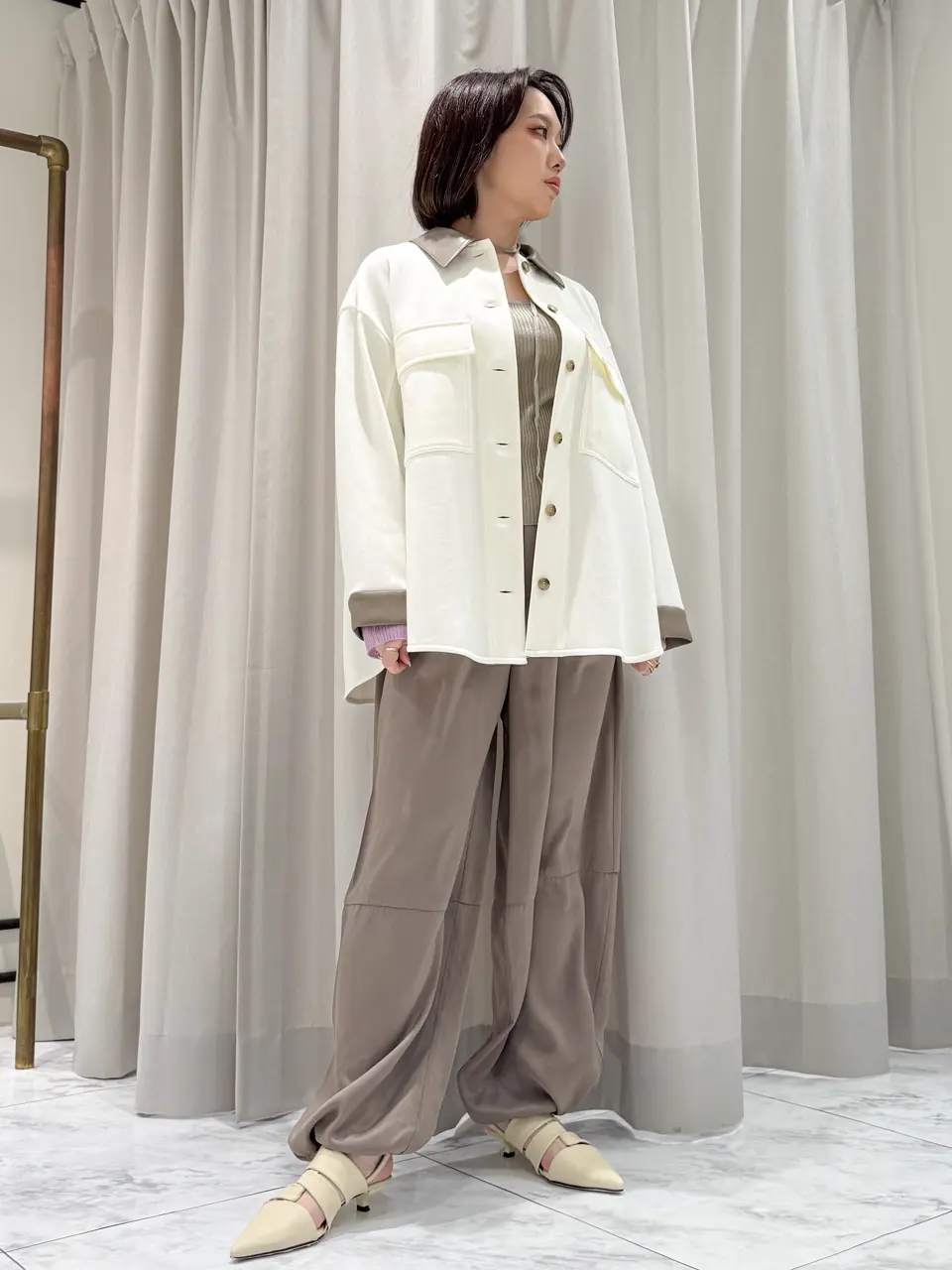  Adachi コーディネート画像