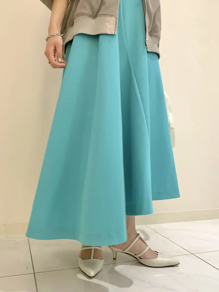 GRACE CONTINENTAL haruka iwasaki コーディネート画像