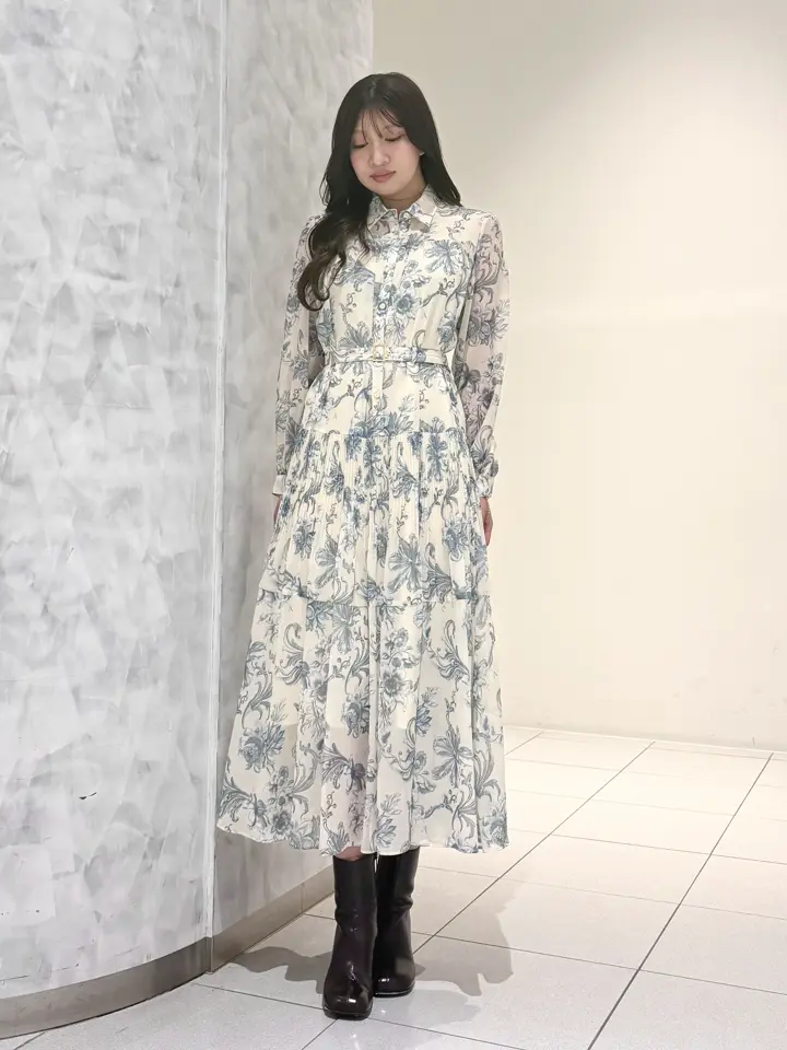 GRACE CONTINENTAL momo コーディネート画像