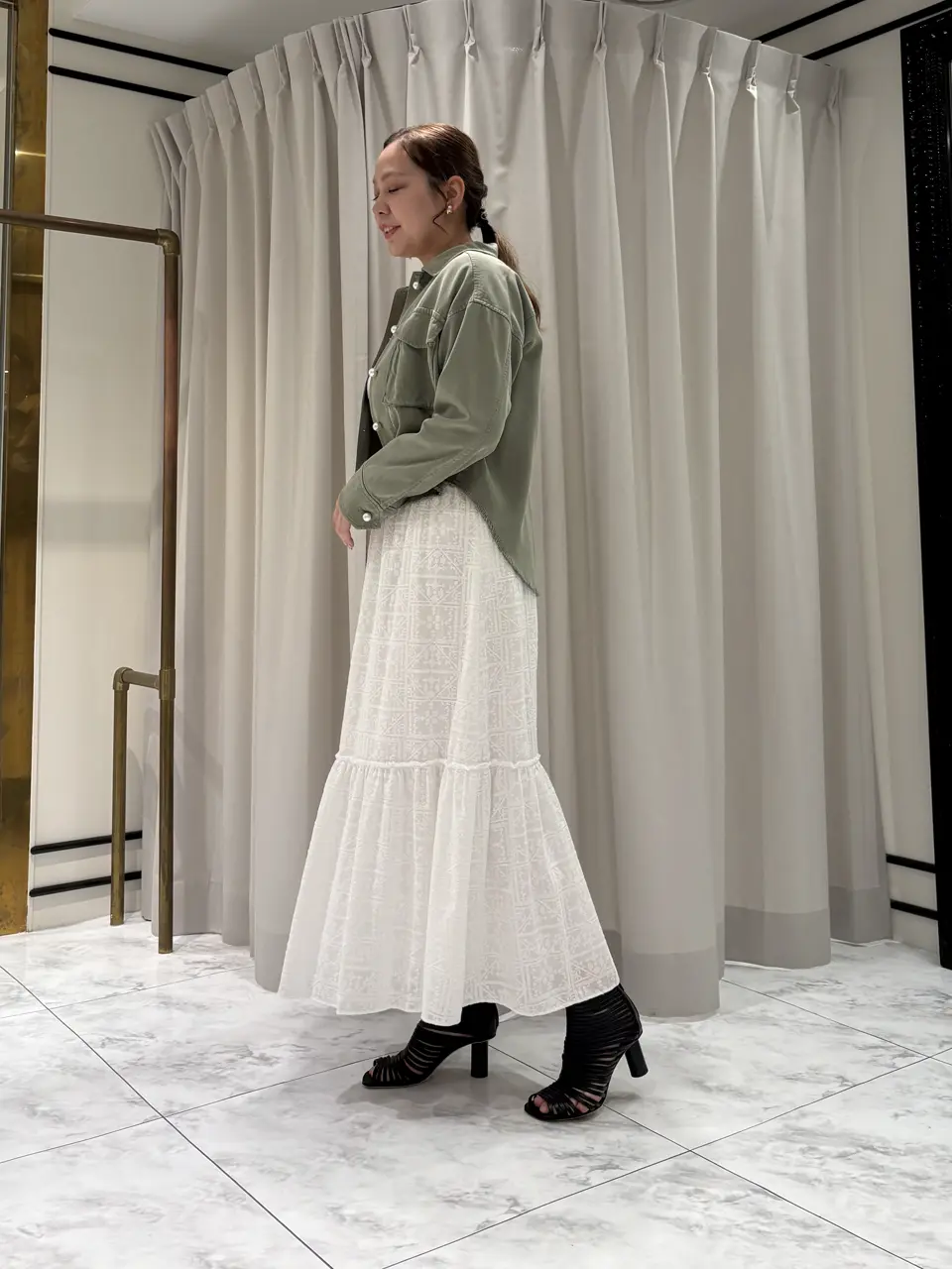 GRACE CONTINENTAL 泉　敦子 コーディネート画像