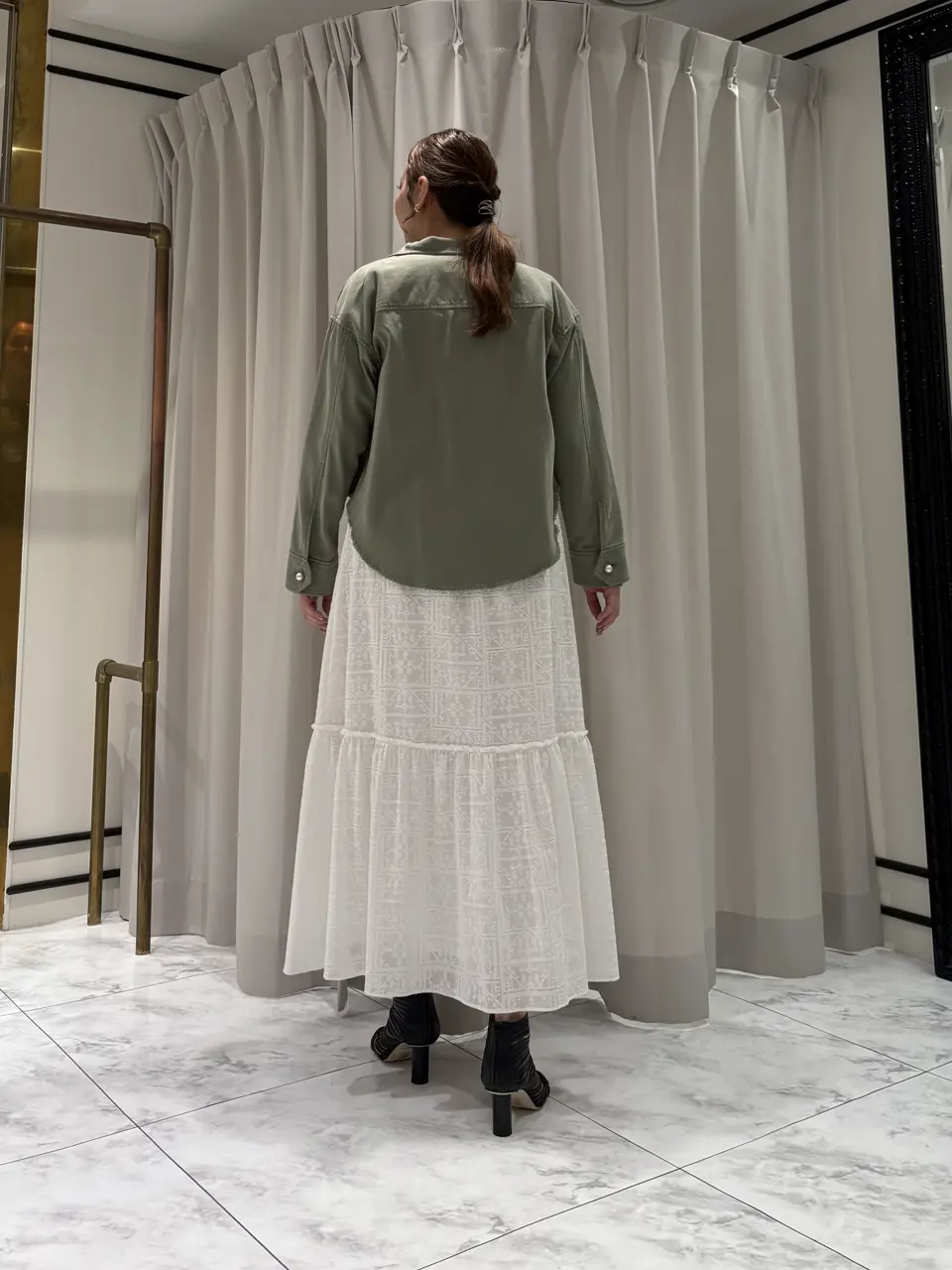 GRACE CONTINENTAL 泉　敦子 コーディネート画像