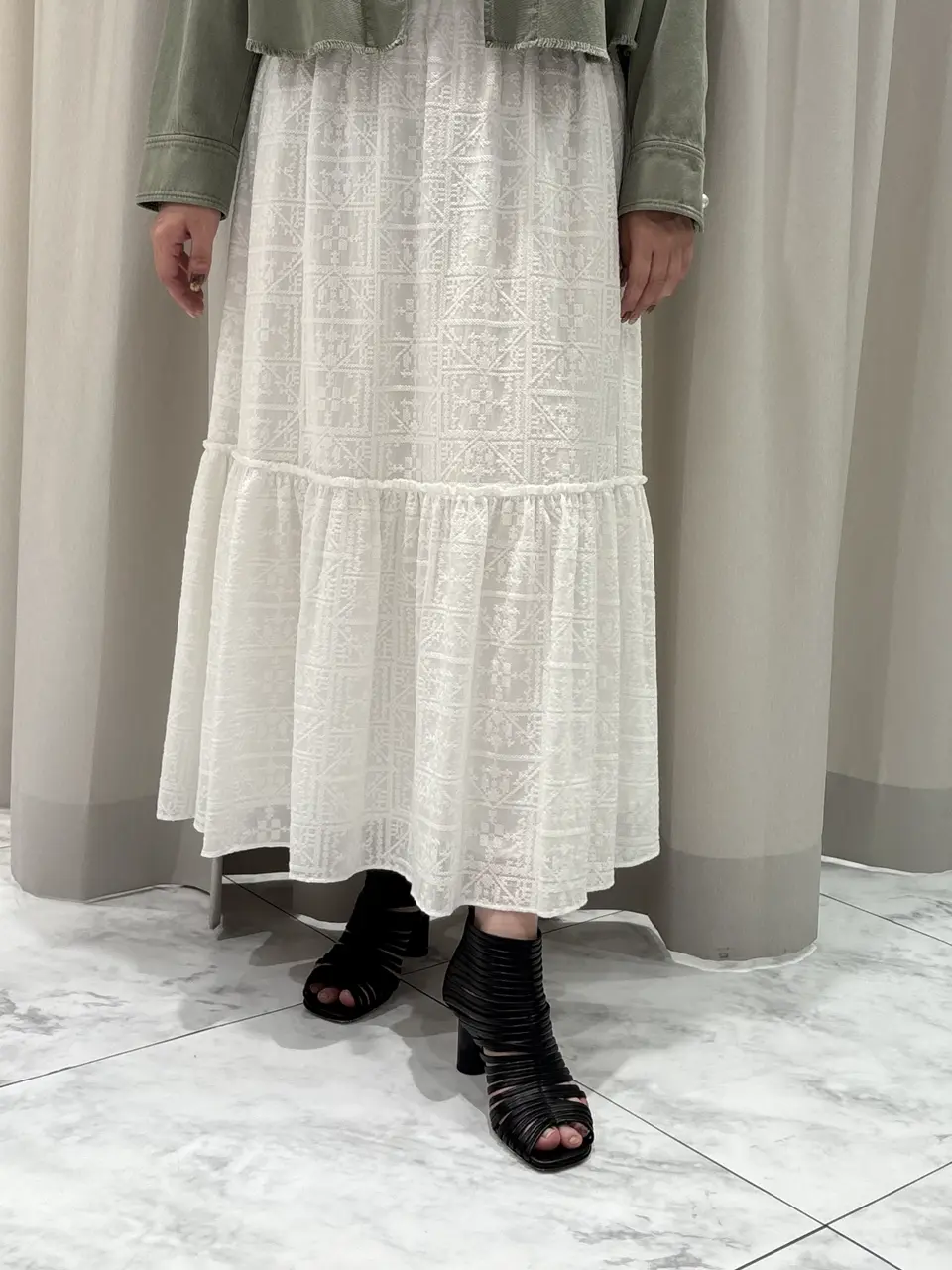 GRACE CONTINENTAL 泉　敦子 コーディネート画像