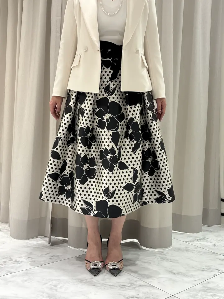 GRACE CONTINENTAL 泉　敦子 コーディネート画像